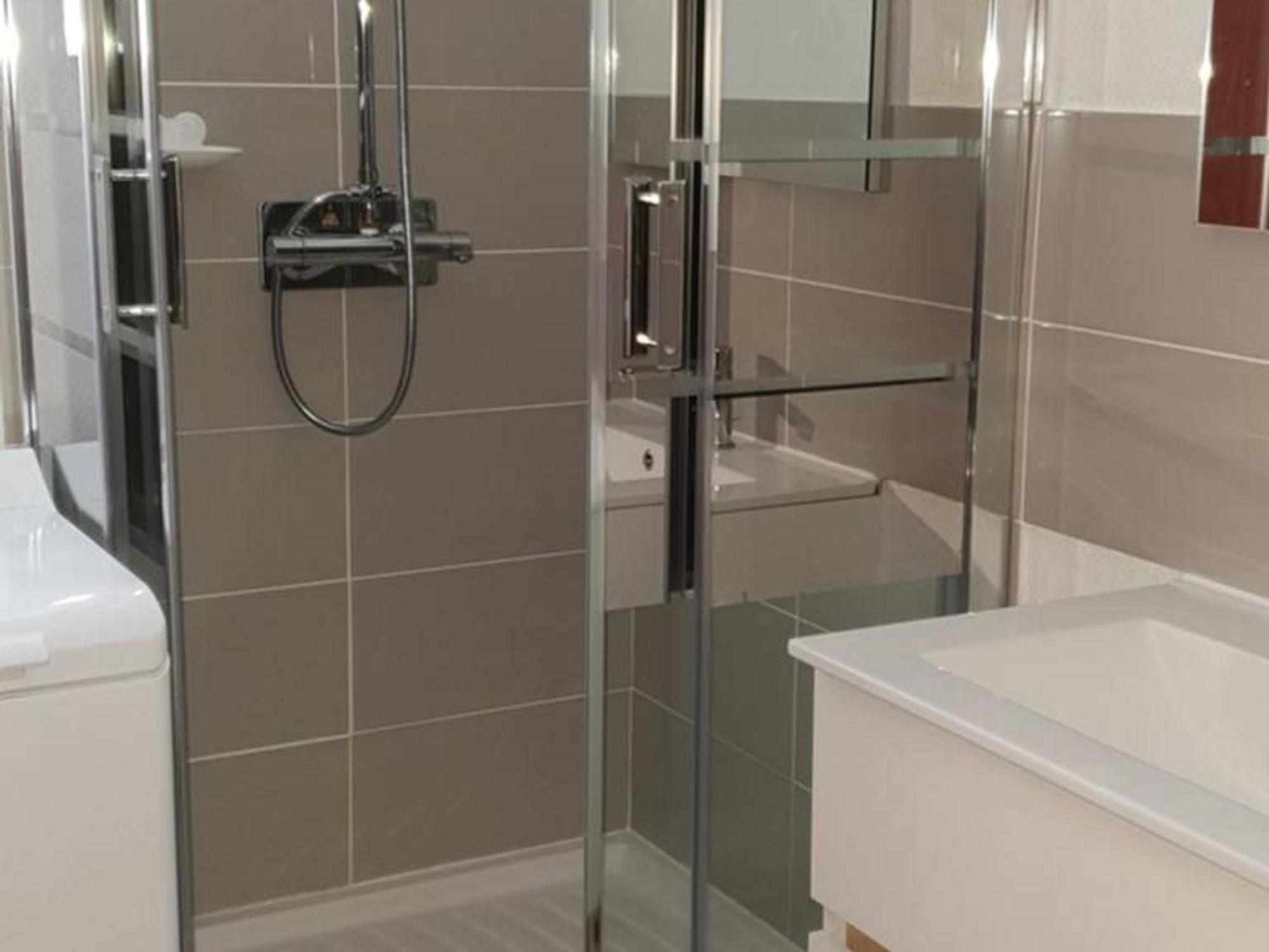 Appartement Centre-Ville 4/6 Pers, 3E Etage, Cuisine Equipee, Parking Gratuit, Linge En Supplement - Fr-1-234-228 Cauterets Exterior foto